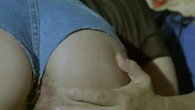 בלונדינית מתוקה סרטי פורנו להורדה חינם ערכה את הכוס שלה לדילדו של מכונת מין.