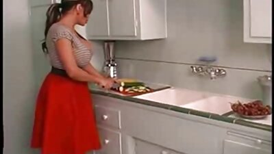 הסטודנטיות הרוסיות לולי ואיב ארגנו סקס קבוצתי בצ'אט עם שני בחורים סרטי סקס מלאים חינם עבור מטילים חופשיים.