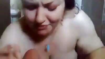 תחת סיליקון ויקטוריה סרטים אירוטים חינם יוני קופצת מסביב כמו כדור תוך כדי פאקינג.
